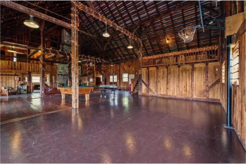 The Barn At Evermore: Riverfront Retreat W/Hot Tub Лурей Экстерьер фото